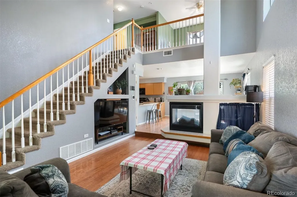 4819 Halifax Way Denver CO 80249
