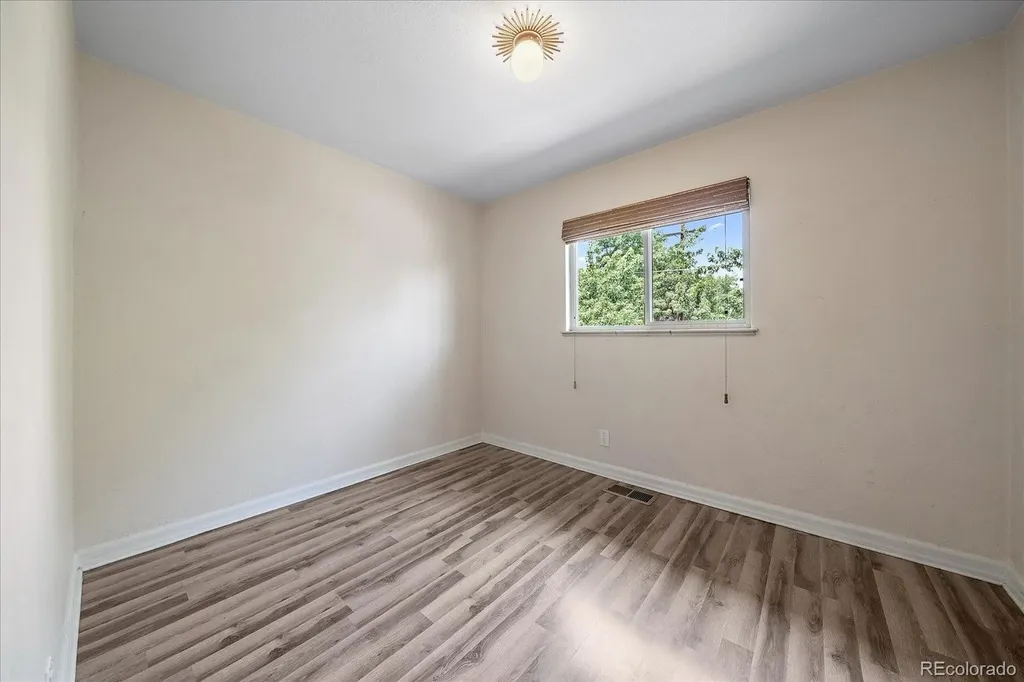 2424 W 35th Avenue Denver CO 80211