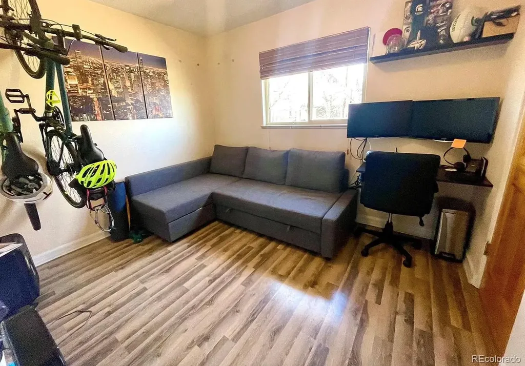 2424 W 35th Avenue Denver CO 80211