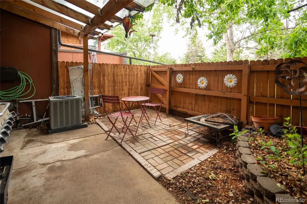 1312 S Carson Way Aurora CO 80012