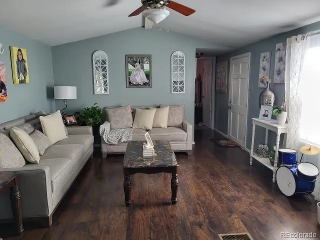 1600 Sable Boulevard Aurora CO 80011