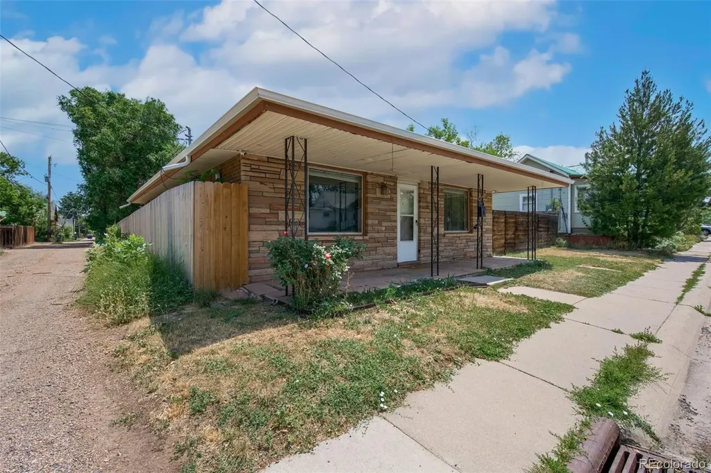 406 S Harrison Avenue Lafayette CO 80026
