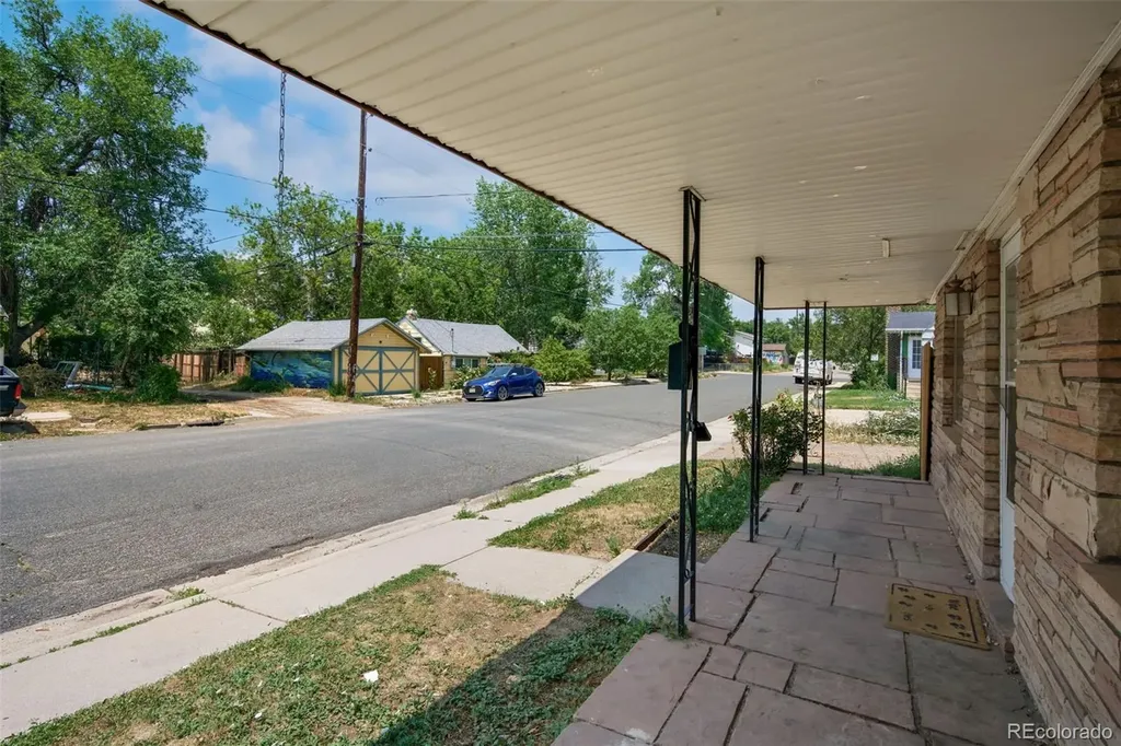 406 S Harrison Avenue Lafayette CO 80026