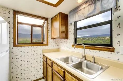 2385 Stepping Stones Way Colorado Springs CO 80904