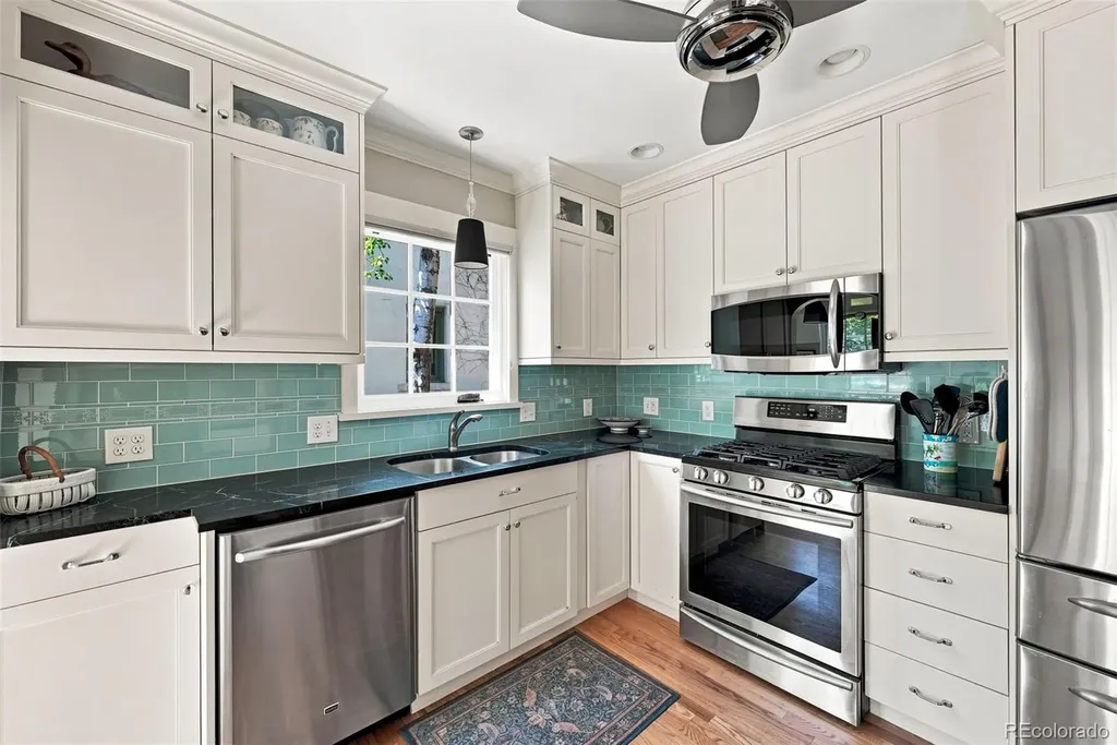 2318 Albion Street Denver CO 80207