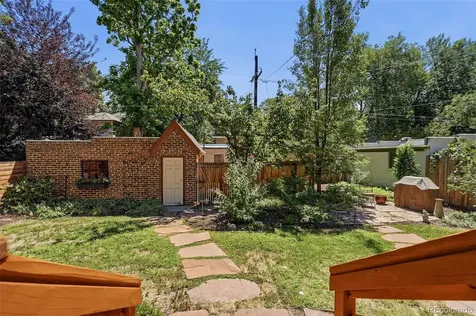 2318 Albion Street Denver CO 80207