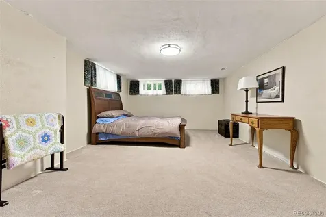 2318 Albion Street Denver CO 80207