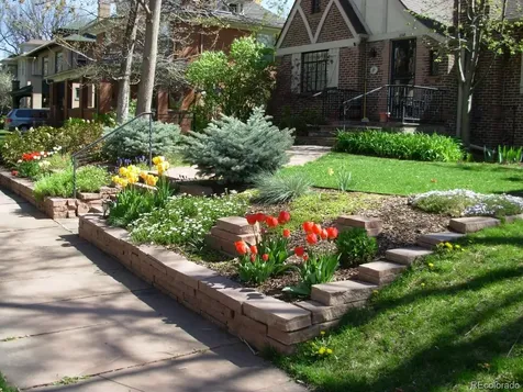 2318 Albion Street Denver CO 80207