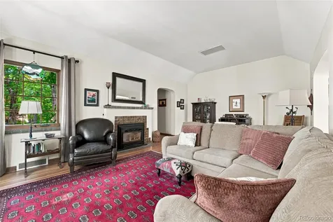 2318 Albion Street Denver CO 80207