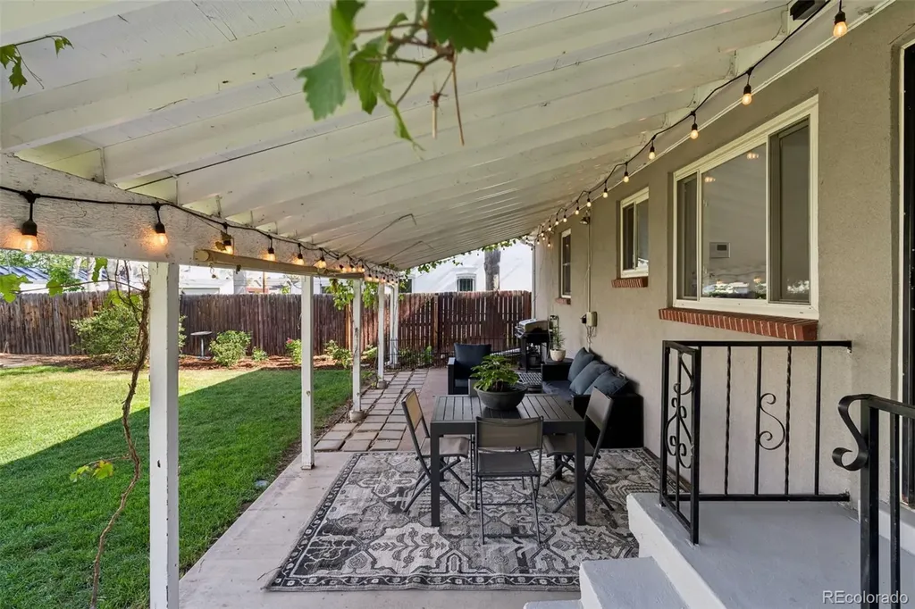 3045 N Columbine Street Denver CO 80205