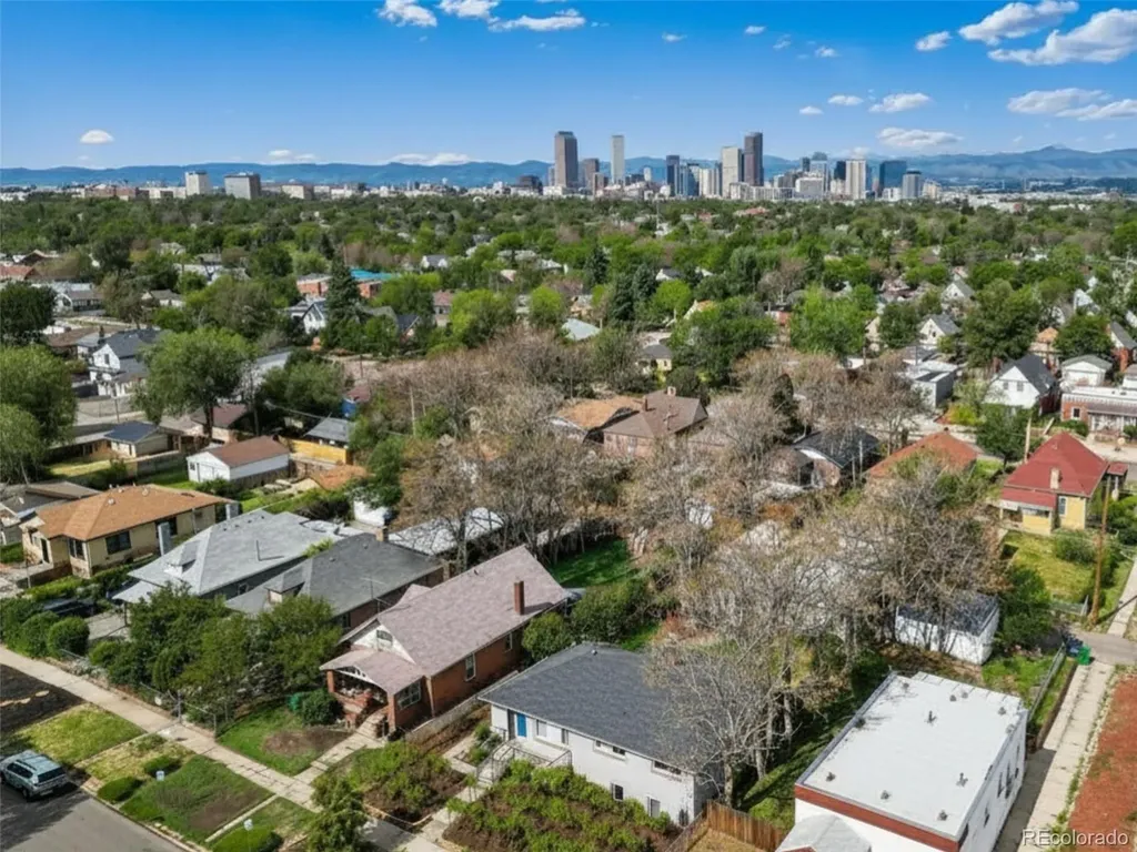 3045 N Columbine Street Denver CO 80205