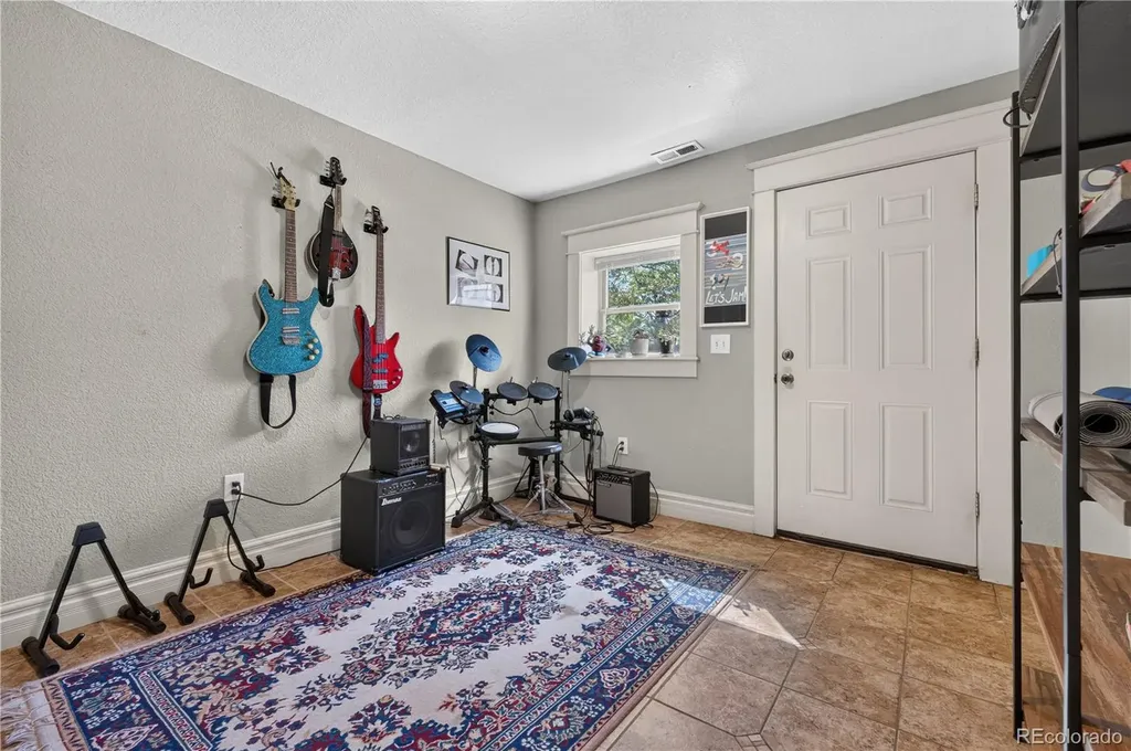 3038 California Street Denver CO 80205