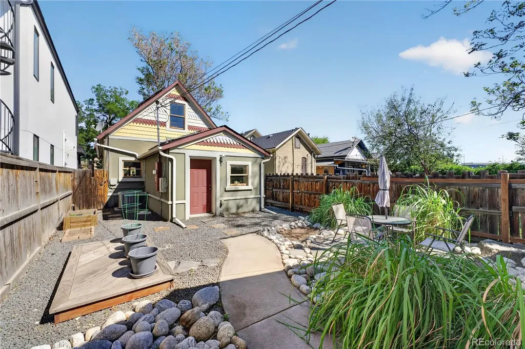 3038 California Street Denver CO 80205