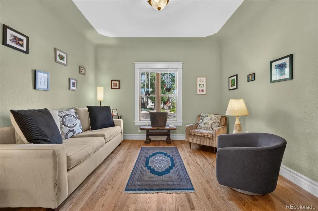 3038 California Street Denver CO 80205