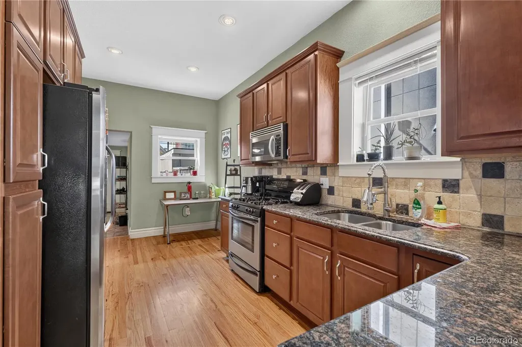 3038 California Street Denver CO 80205