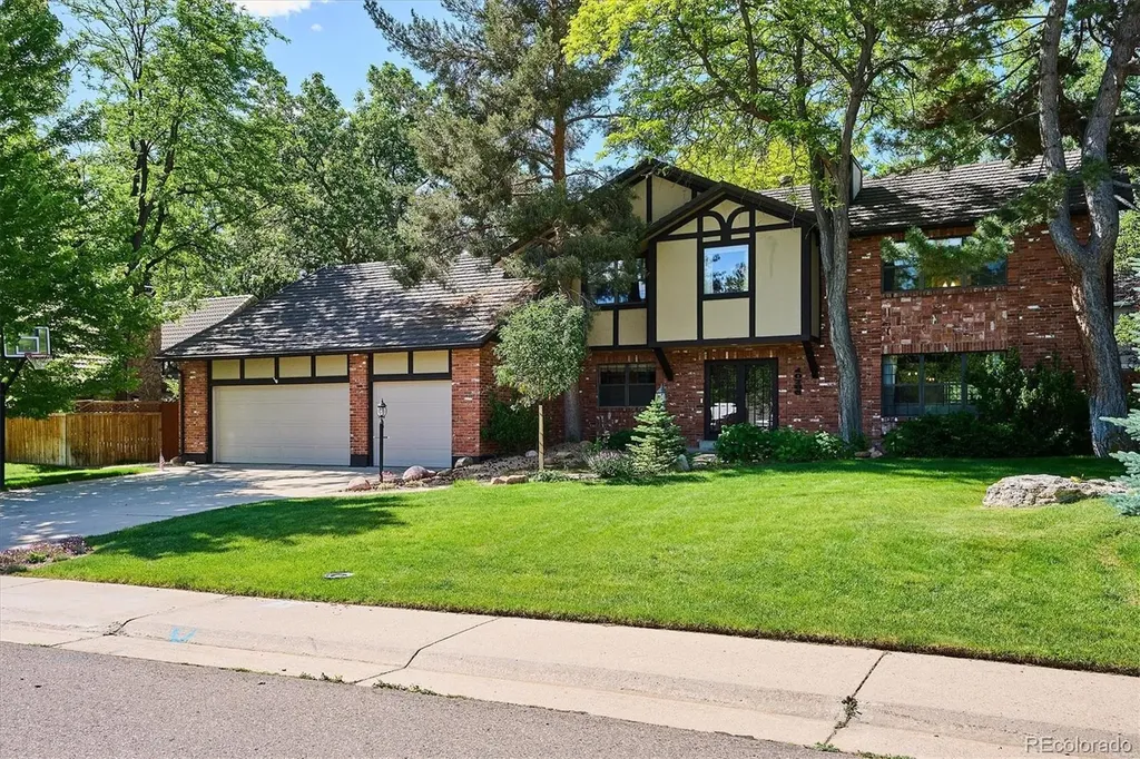 10786 E Crestline Place Englewood CO 80111