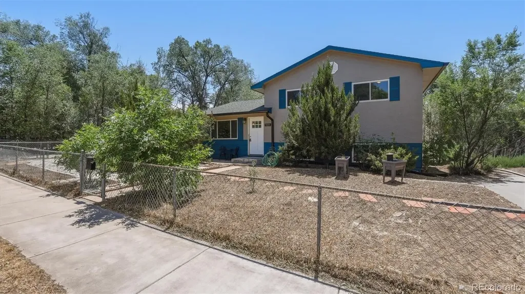 905 E Costilla Street Colorado Springs CO 80903
