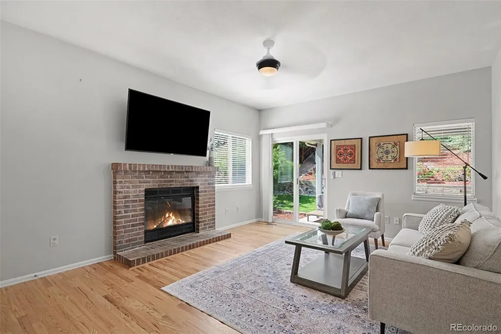 3805 W Union Avenue Denver CO 80236