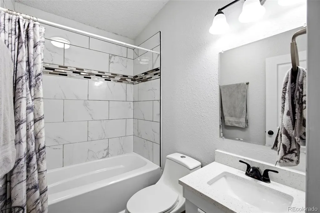 2551 W 92nd Avenue Denver CO 80260