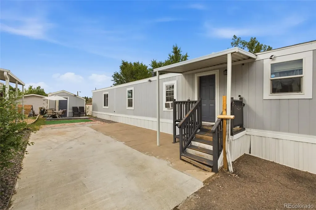 2551 W 92nd Avenue Denver CO 80260