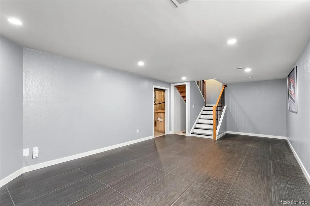 1115 E 10th Avenue Broomfield CO 80020