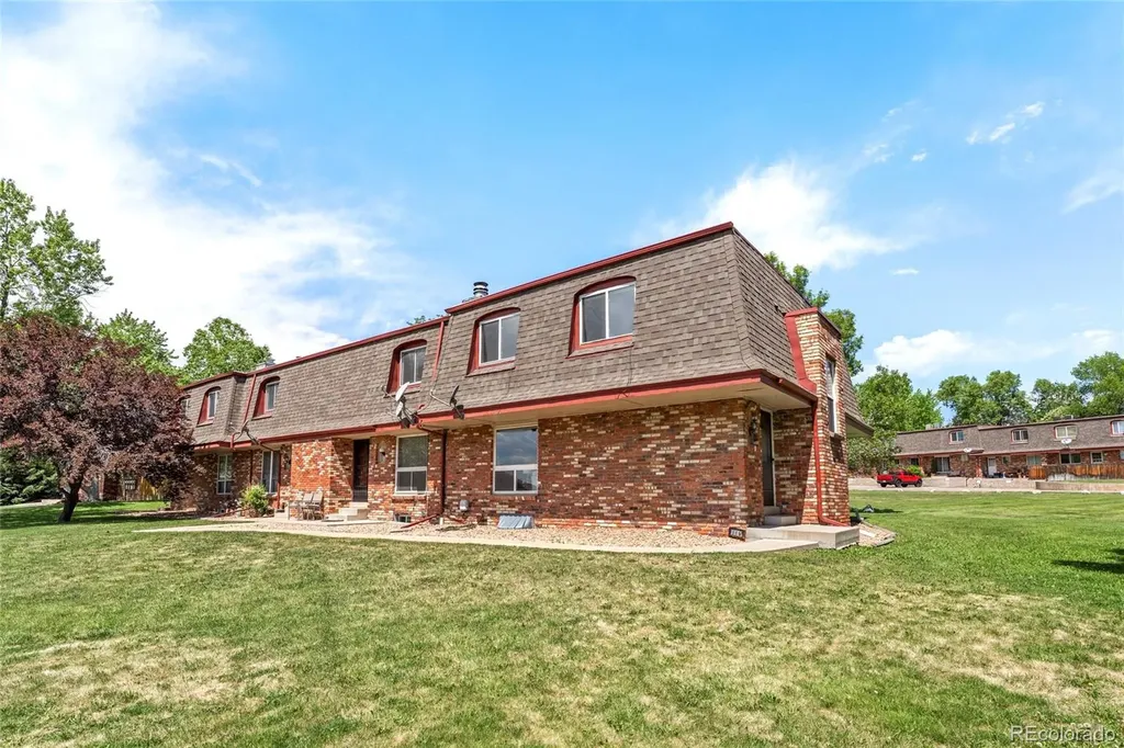 1115 E 10th Avenue Broomfield CO 80020