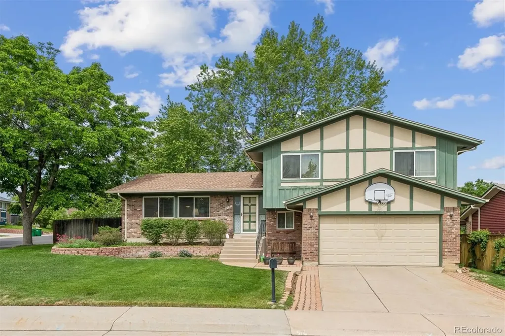 2637 S Salida Street Aurora CO 80013