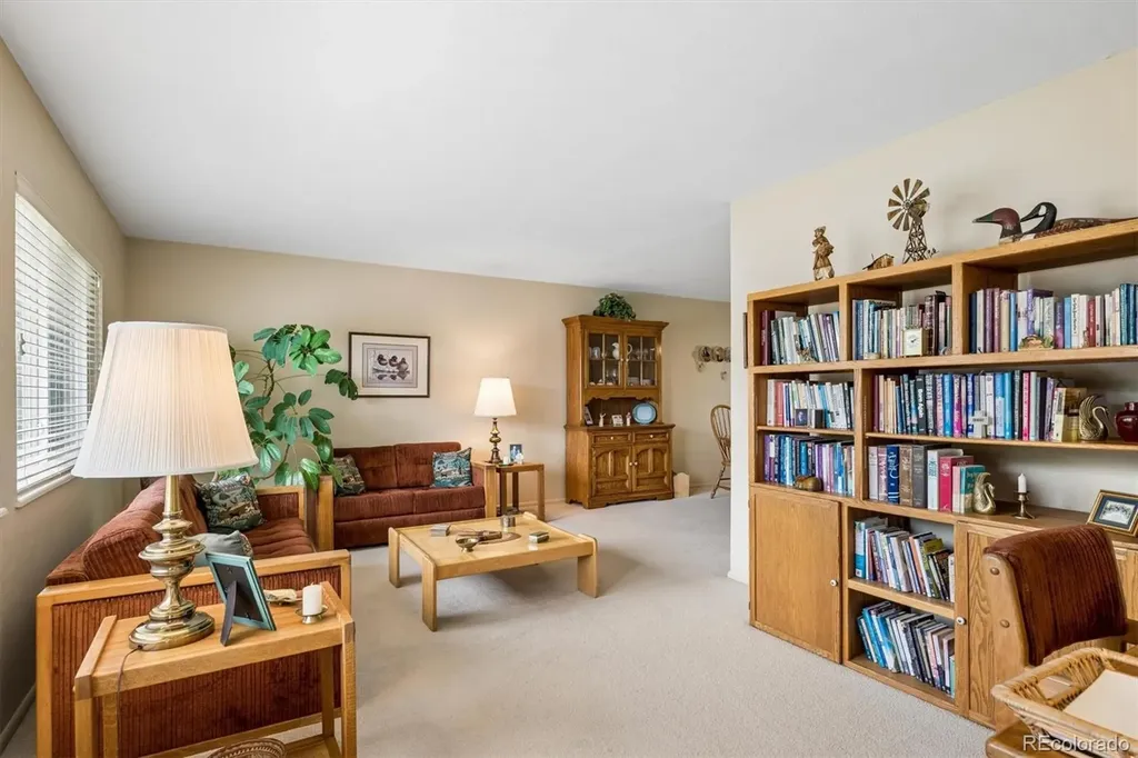 2637 S Salida Street Aurora CO 80013