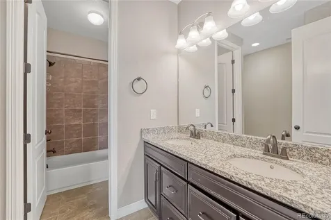 27728 E Kettle Place Aurora CO 80016