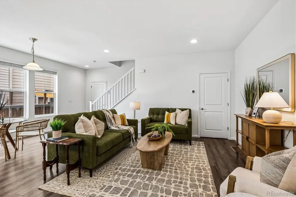 5167 Clinton Street Denver CO 80238