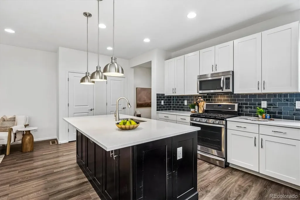 5167 Clinton Street Denver CO 80238