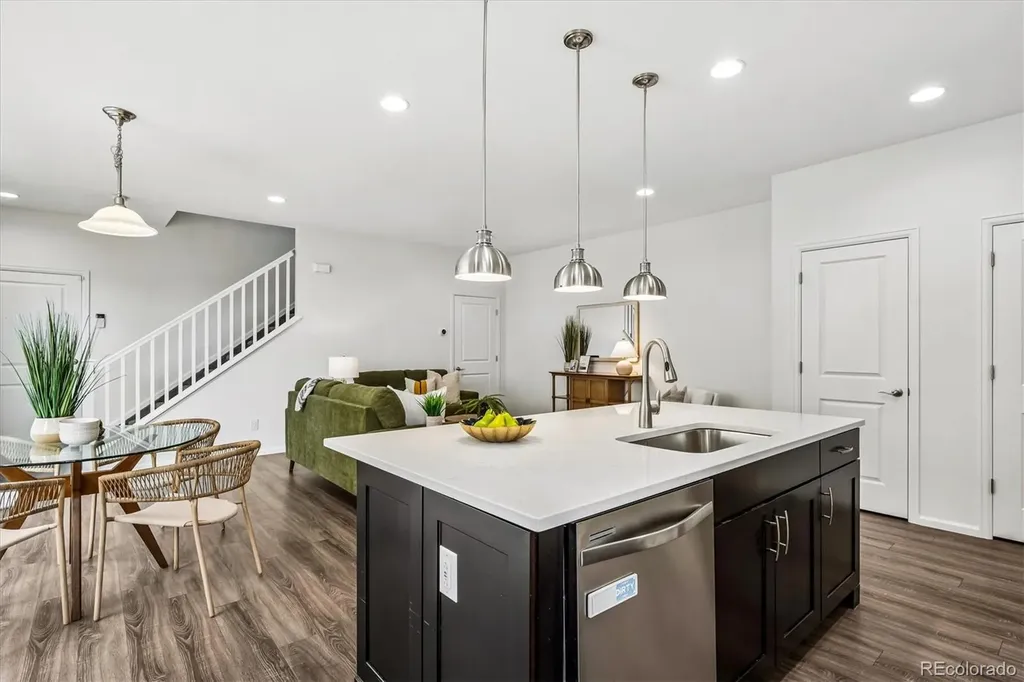5167 Clinton Street Denver CO 80238