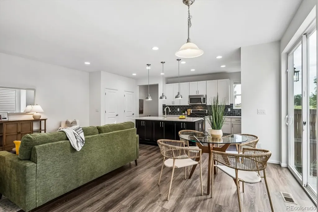 5167 Clinton Street Denver CO 80238