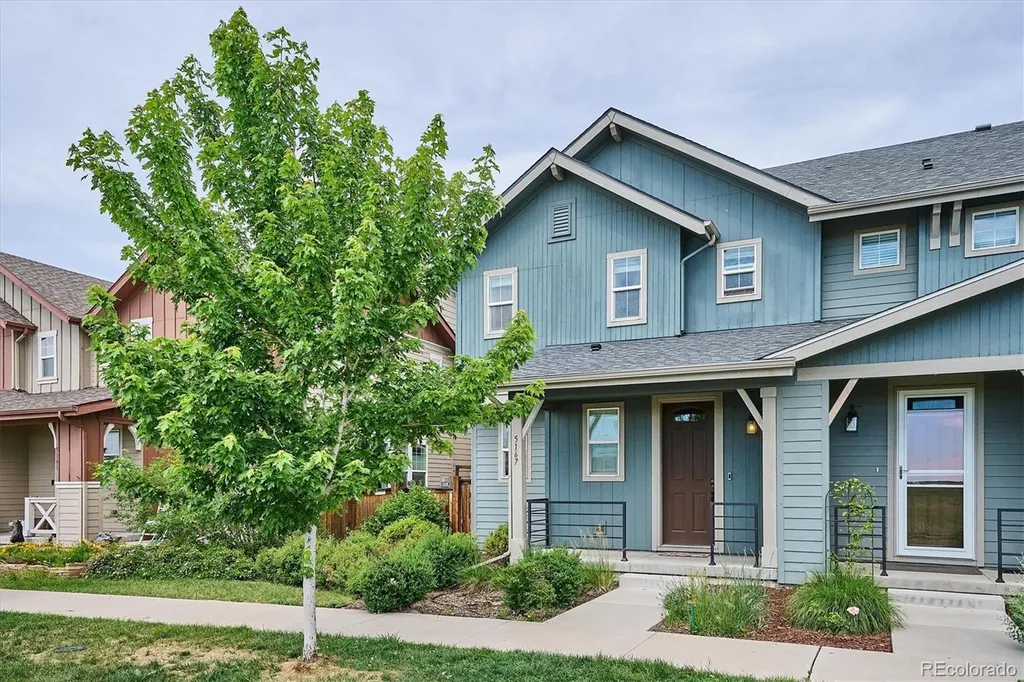 5167 Clinton Street Denver CO 80238
