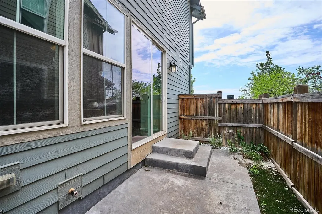 5167 Clinton Street Denver CO 80238