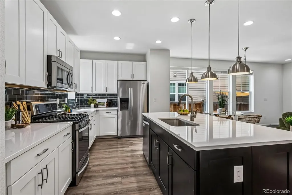 5167 Clinton Street Denver CO 80238