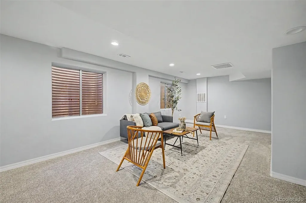 1950 Manning Way Colorado Springs CO 80919