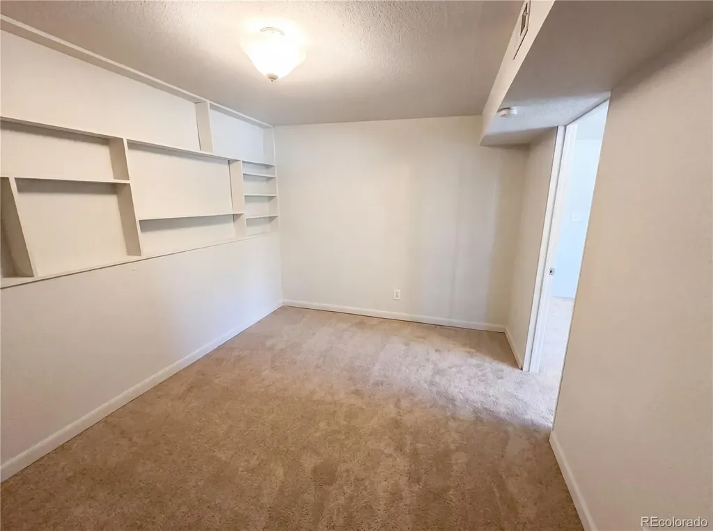 301 4th Street La Junta CO 81077