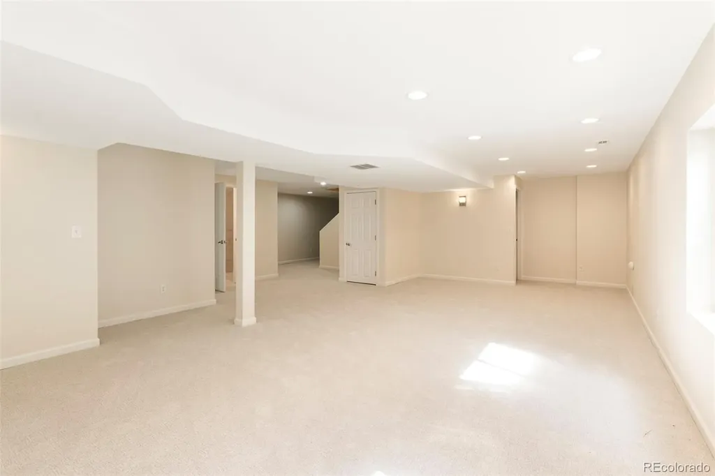 9404 E Arbor Drive Englewood CO 80111