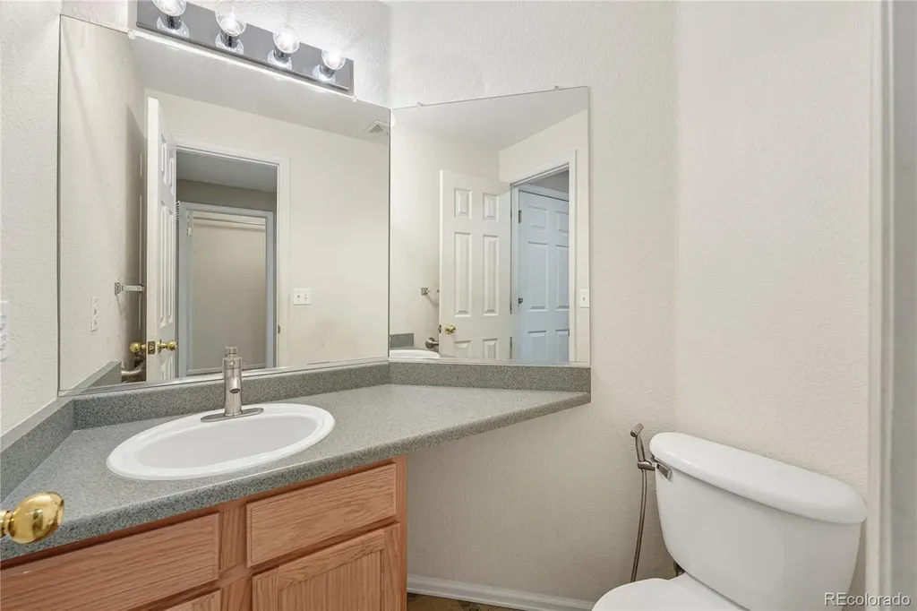 5414 Oak Street Arvada CO 80002