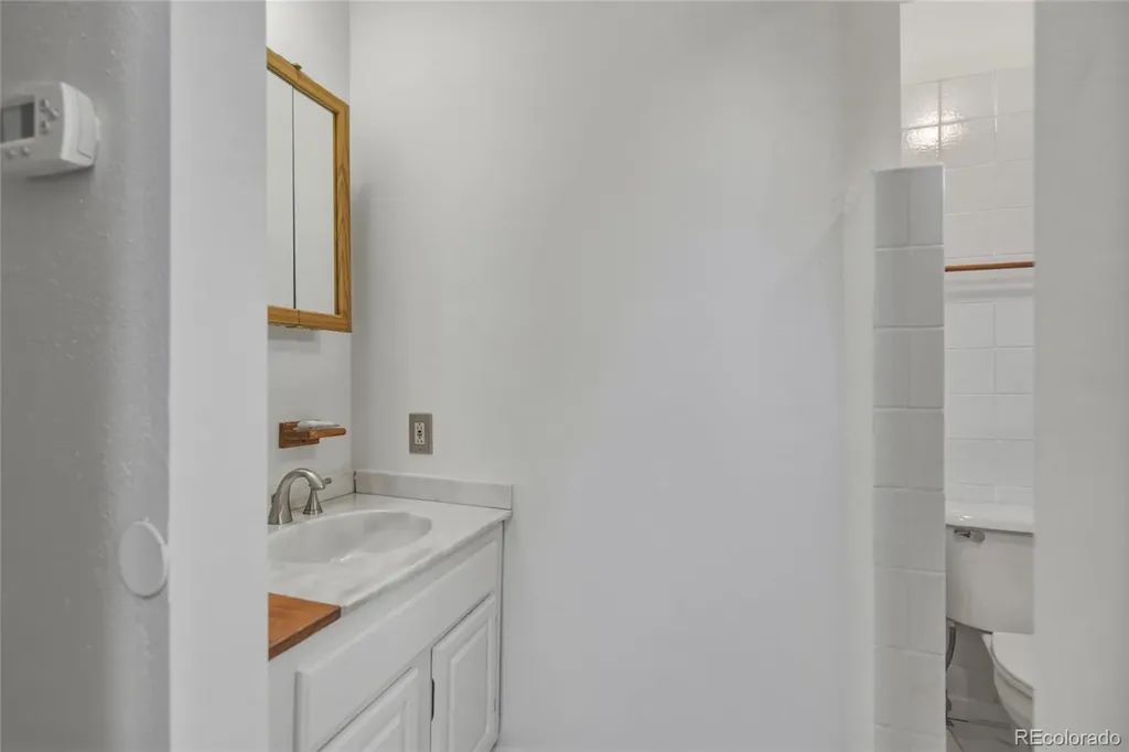 1145 S Vrain Street Denver CO 80219