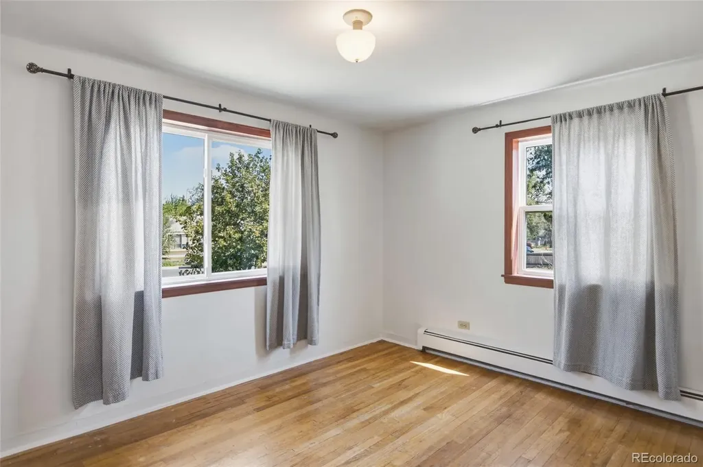1145 S Vrain Street Denver CO 80219