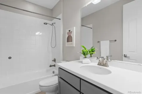 27884 E 9th Lane Aurora CO 80018