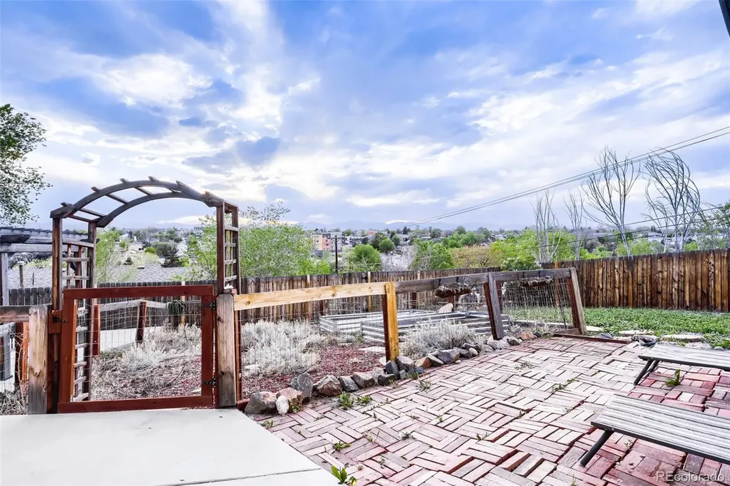4647 W Dakota Avenue Denver CO 80219
