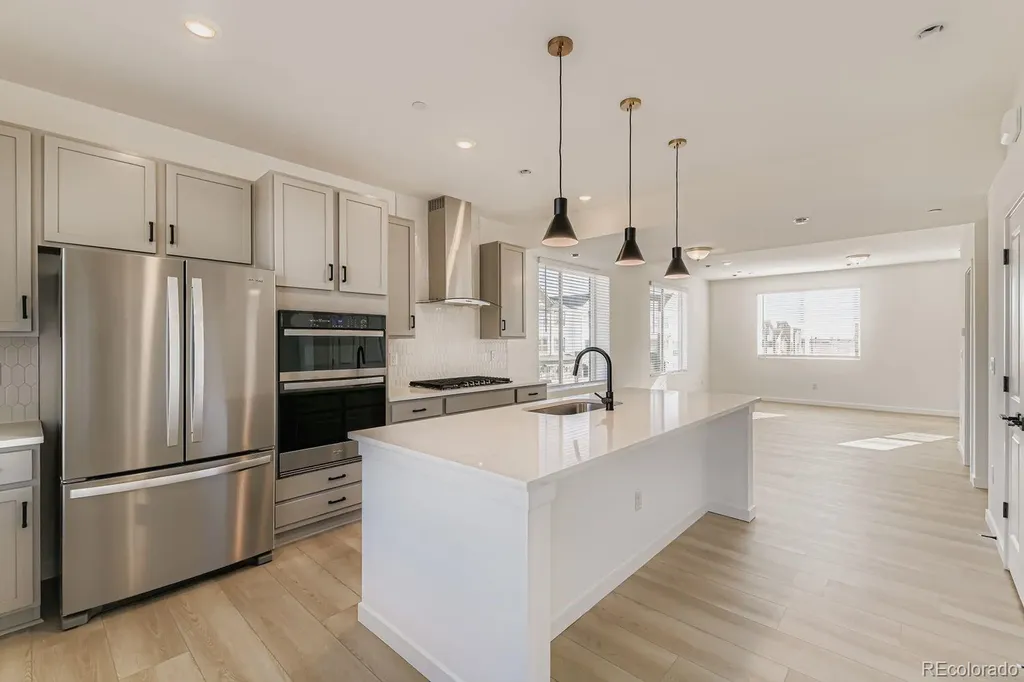 1557 Alcott Way Broomfield CO 80023