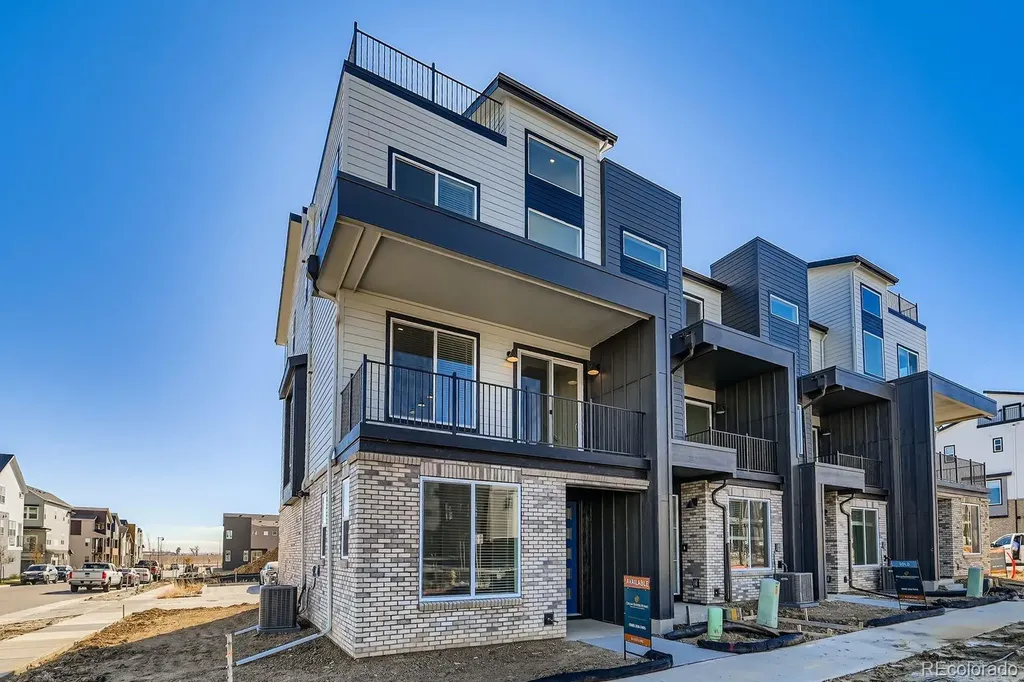 1557 Alcott Way Broomfield CO 80023