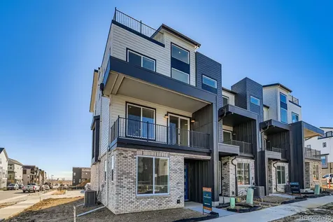 1557 Alcott Way Broomfield CO 80023
