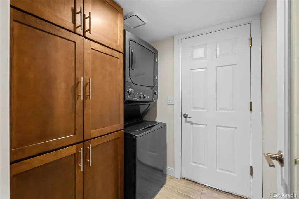 5283 Union Court Arvada CO 80002