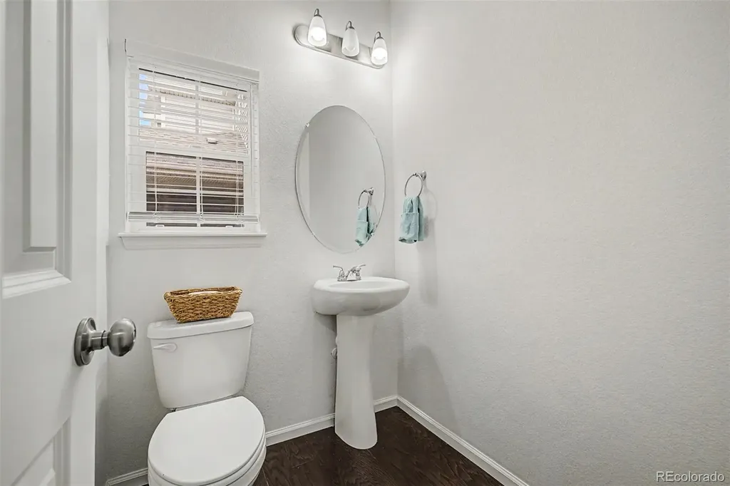 36 S Newcastle Way Aurora CO 80018