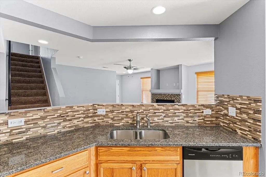 7976 S Kittredge Street Englewood CO 80112